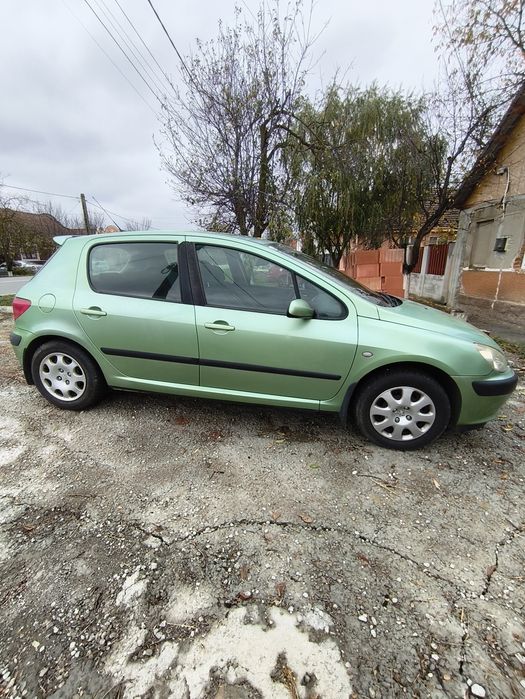 Vând PEUGEOT 307 AN 2004