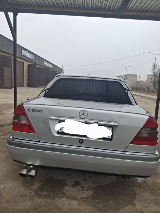 Мерседес С180 w202