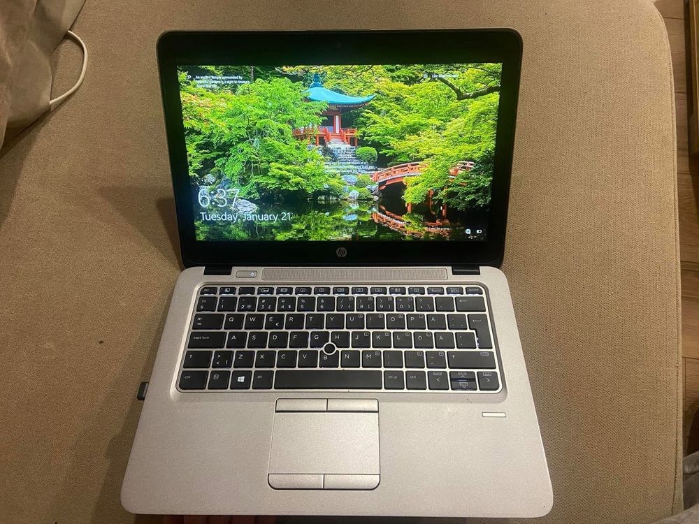HP Elitebook 840 g4+ подарък докинг станция
