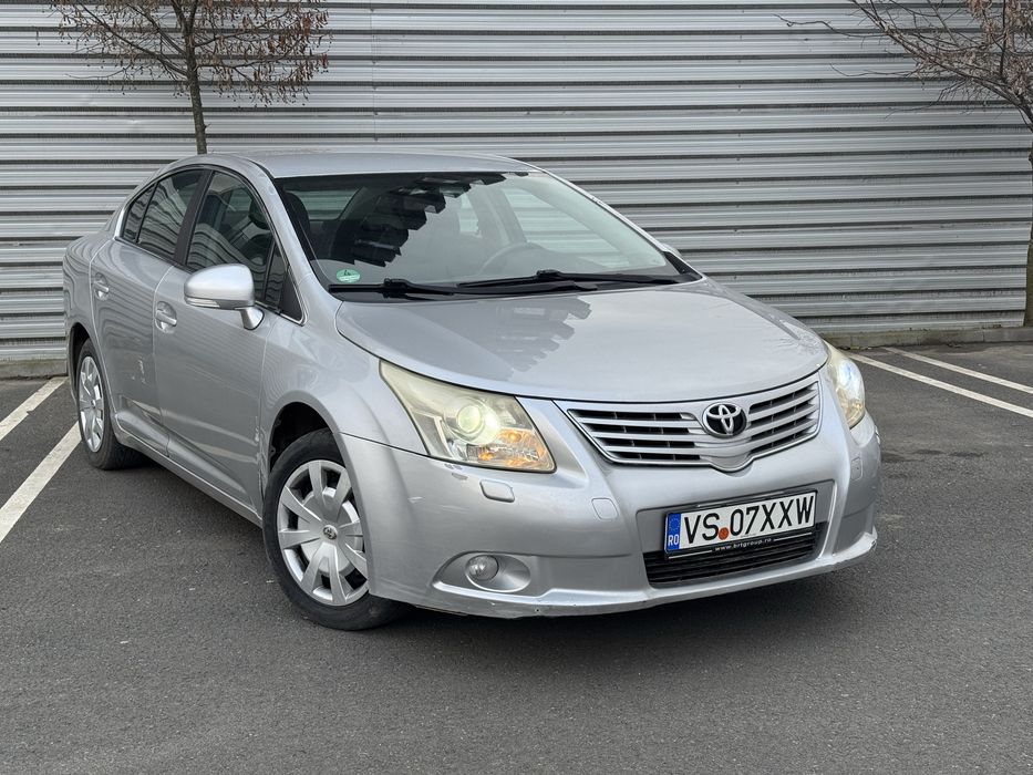 Toyota Avensis 2011 1.6 benzina posibilitate rate