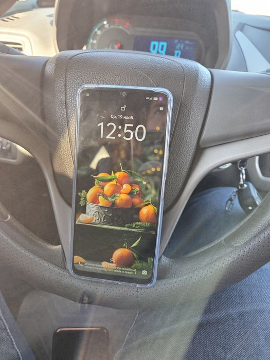 Продам смартфон vivo