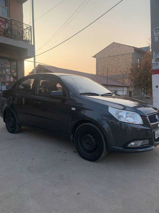 Nexia 3 Ravon. Naqdga sotiladi.