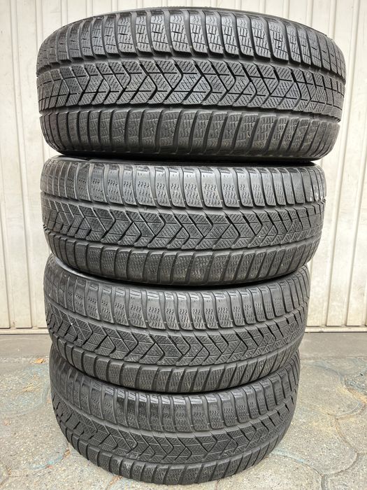 4 anvelope iarna 235/55 R18, Pirelli, 5-6mm profil raqms! DOT 2018!