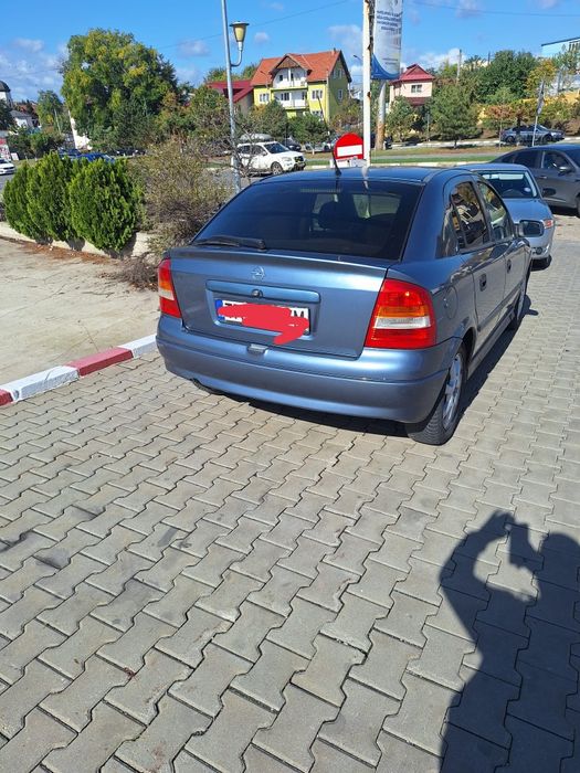 Vând opel ,an fabricație 1999