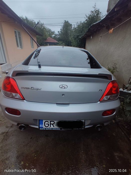 Vând Hyundai Coupe+4Anvelope de iarna