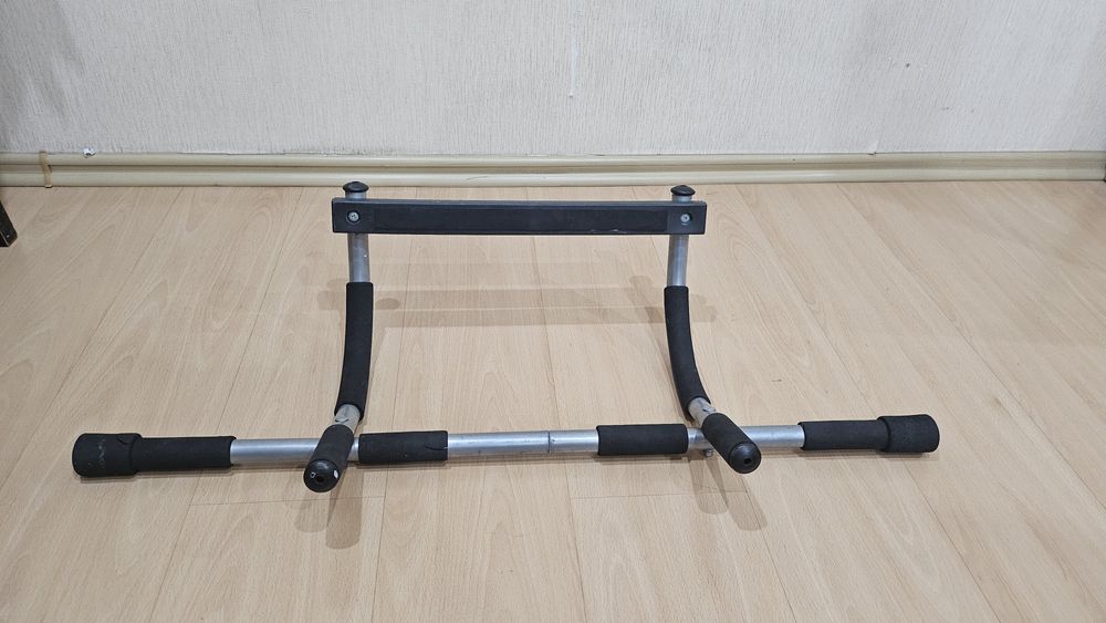 Продам турник для дома