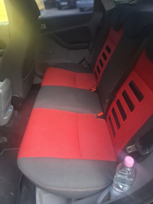 Vând mașină Ford Focus, benzină
