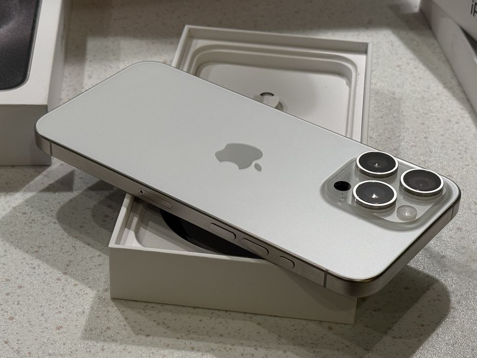 iPhone 15 Pro Max 512GB Titanium White– Като НОВ, 91% Батерия.