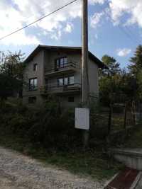Къща в с. Планиница