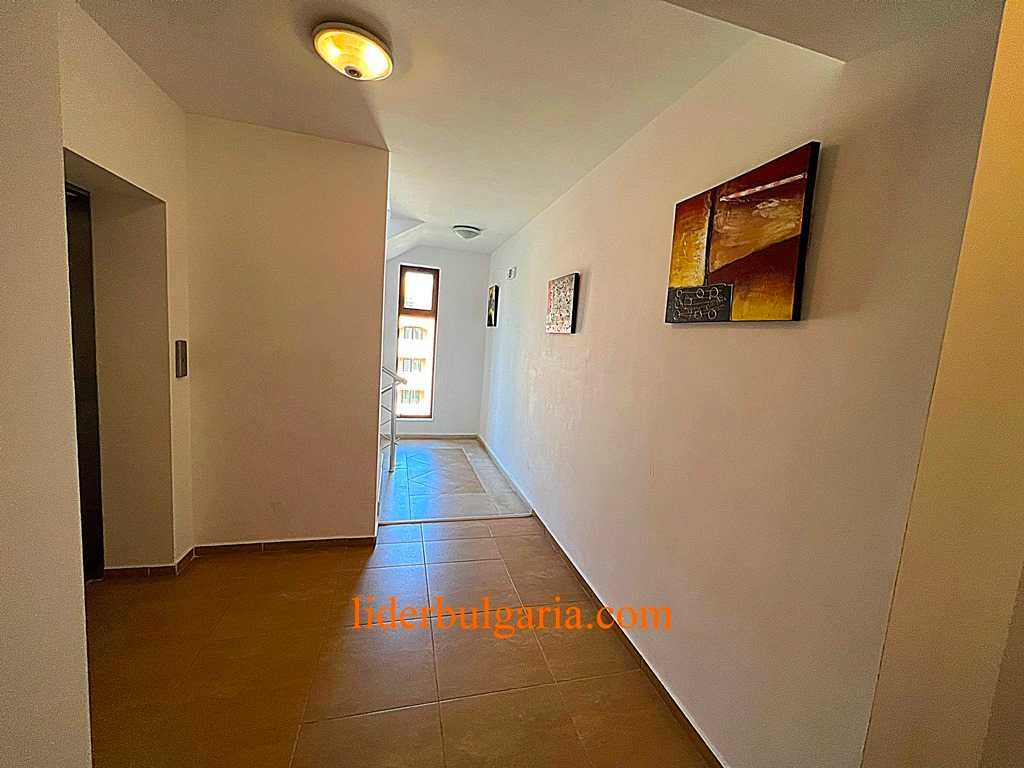 Продава се Двустаен апартамент в к.к. Елените - 54 кв.м за 1204 €/кв.м - Снимка #20