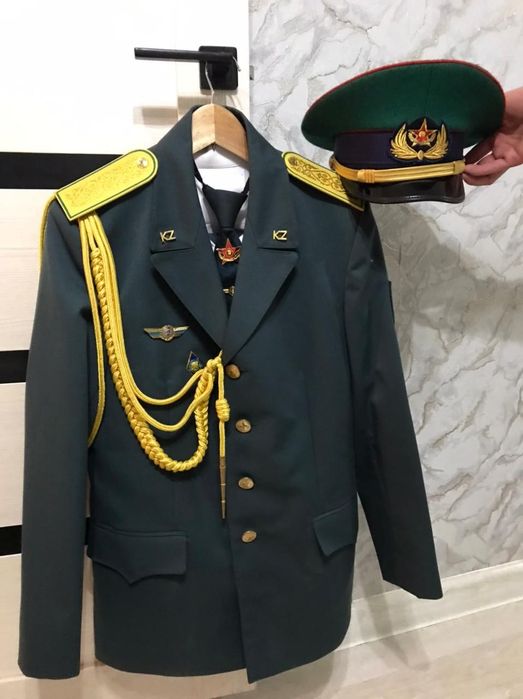 Паратка форма сатылады арзан бір марте киінген ноби келісемиз Жетісай