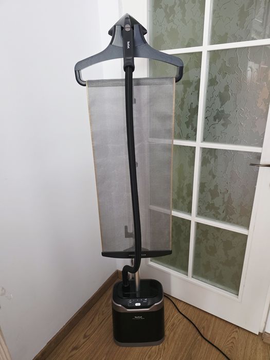 Aparat de calcat Tefal