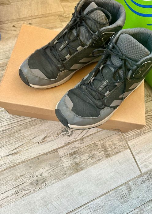 Adidas Terrex AX4R MID K 38 2/3