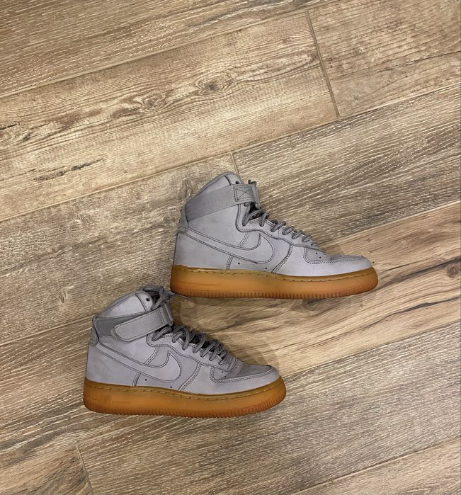 Pantofi Nike Air Force 1 Mid Nubuck Femei 35.5