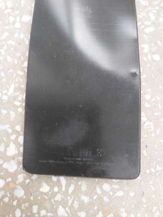 Smartphone Huawei P8 Lite 16GB versiune ALE-L21 (calcat de masina)