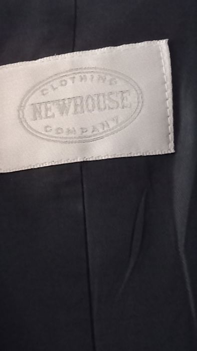 Vand sacou negru elegant,stare perfecta,nr 42-44,captusit,lungime medi