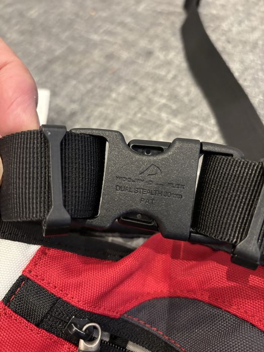 Чанта за кръста АУДИ