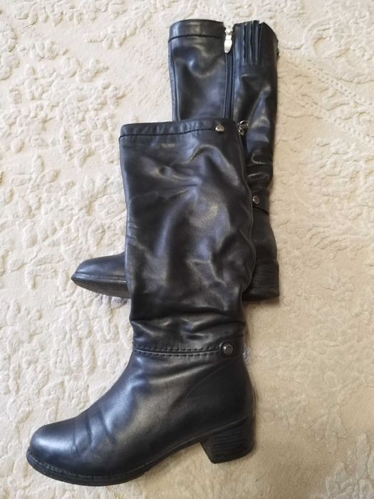 Зимние сапоги продам