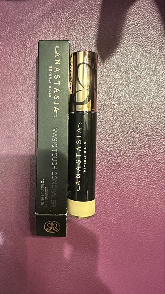 Anastasia Beverly Hills Magic Touch Concealer