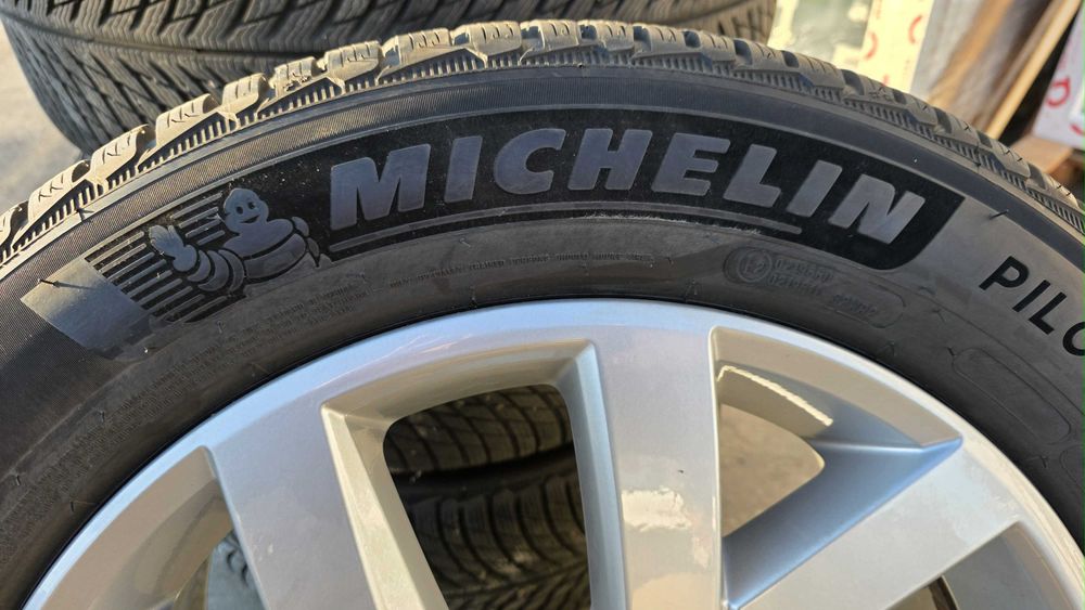 Vand set complet jante originale VW Tuareg + anvelope iarna Michelin