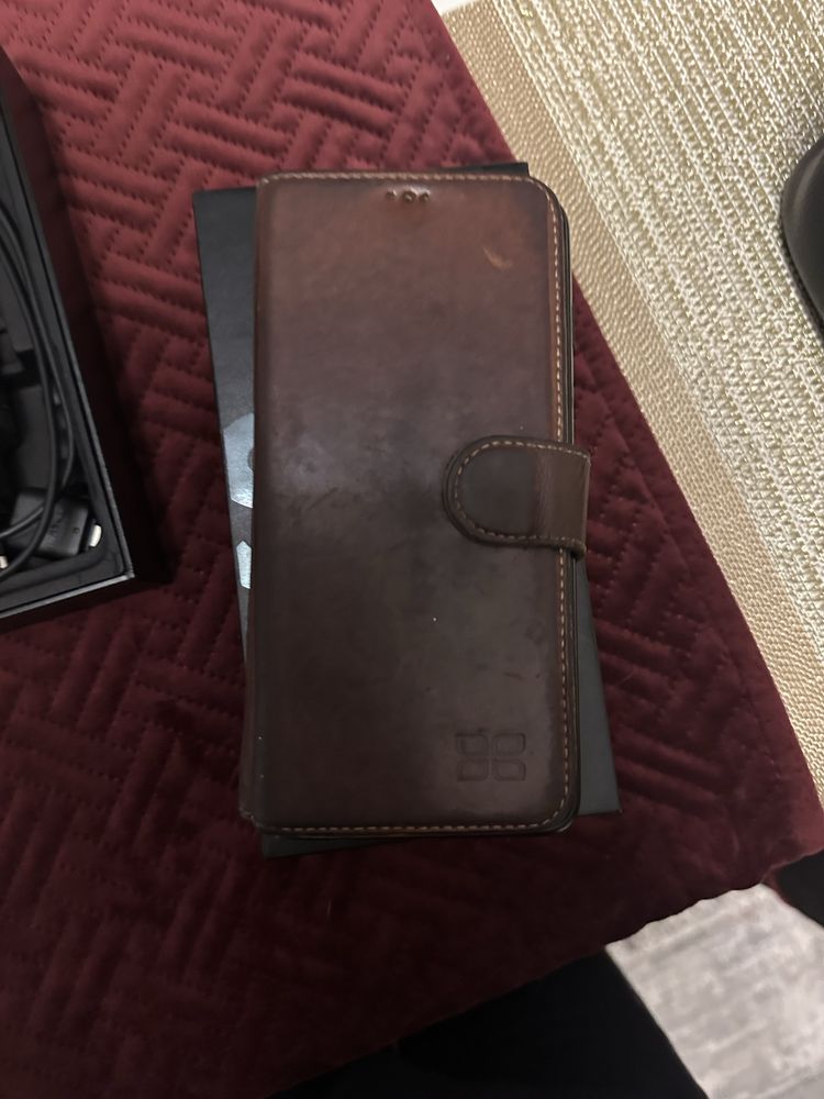 telefoane samsung si redmi