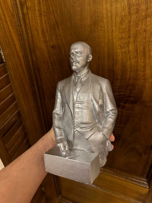 Скульптура. Статуэтка. Бюст. В.И. Ленин.