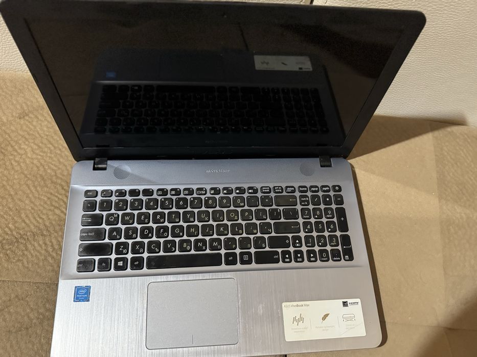 Лаптоп ASUS VivoBook Max