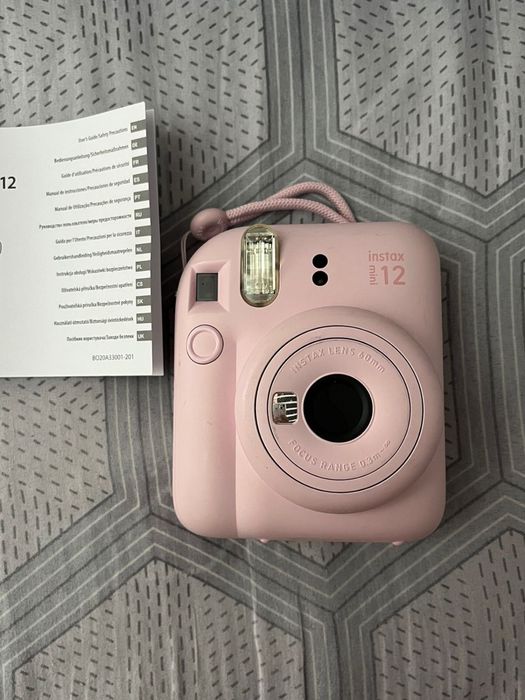 Instax mini 12 фотоаппарат
