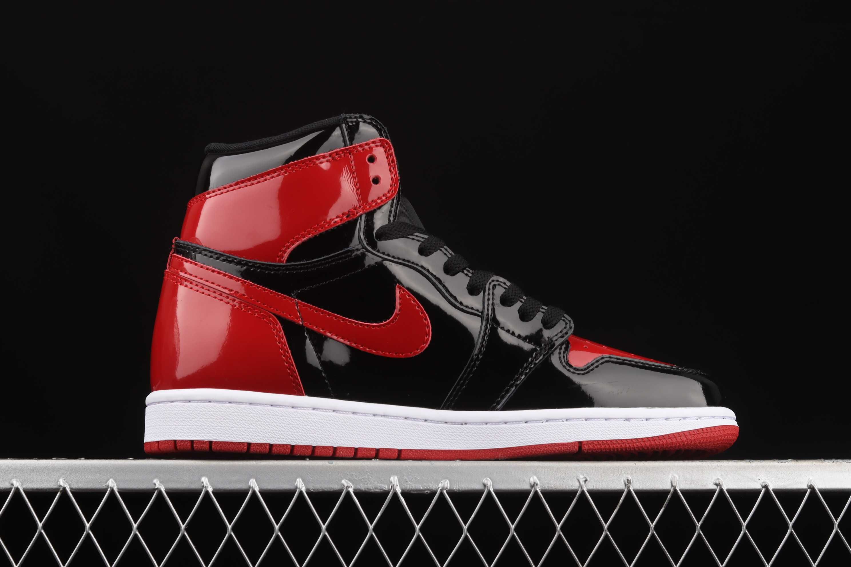 Nike Air Jordan 1 High OG x "Bred Patent"