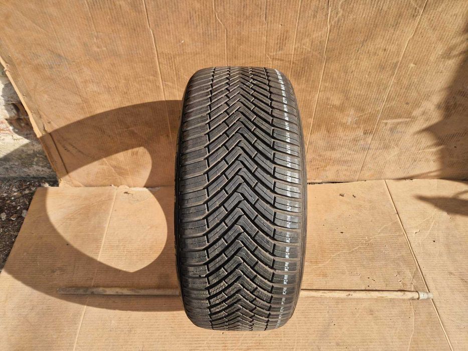 1 Continental R19 245/45
Зимна гума 
DOT1223