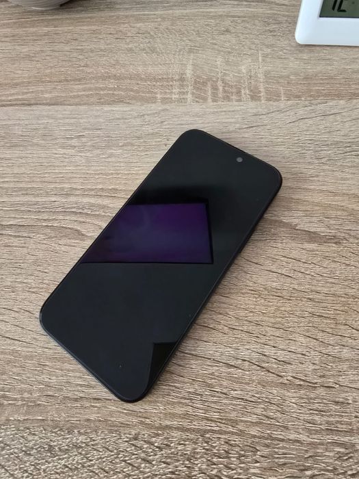 Iphone 15 plus black neverlocked + Airpods4 noise cancelation