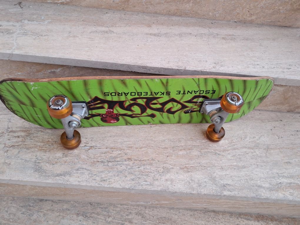 Vind  placa ,skateboard