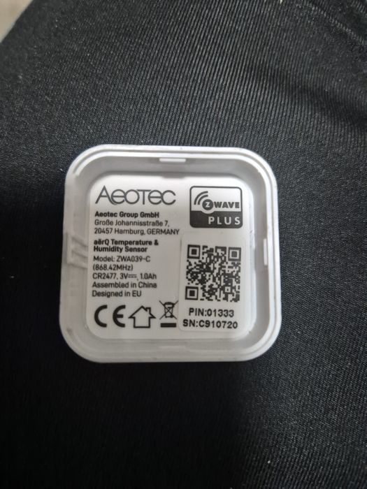 Senzor temperatura si umiditate Aeotec