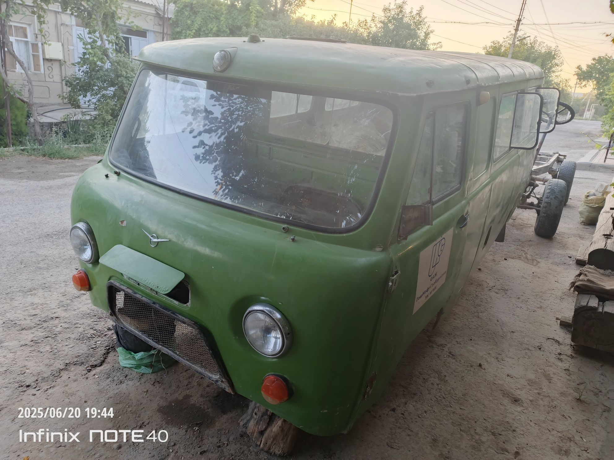 УАЗ 3741 буханка кузов