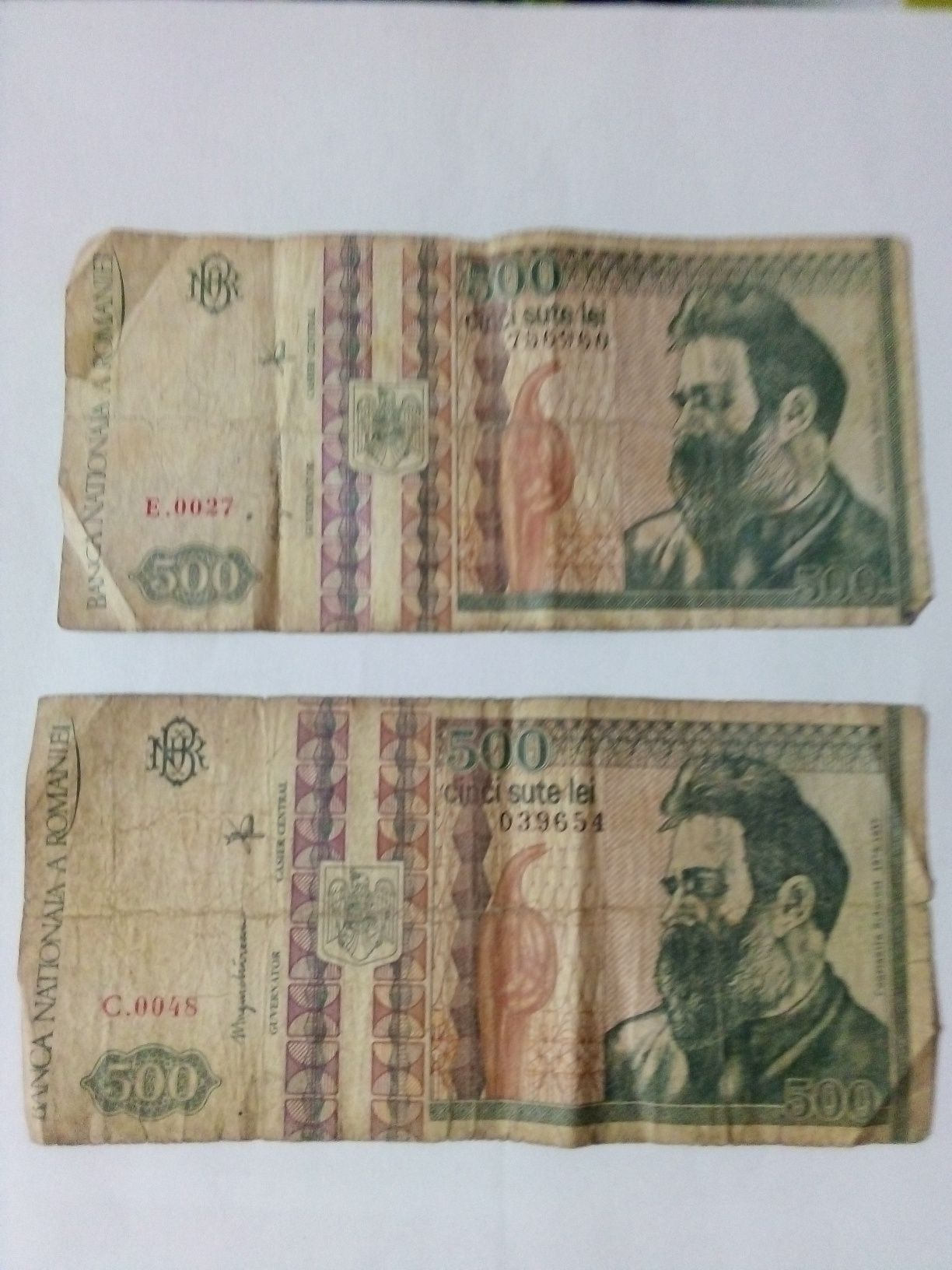 Doua bancnote cu valoare 500 lei Cu Brâncuși din1991