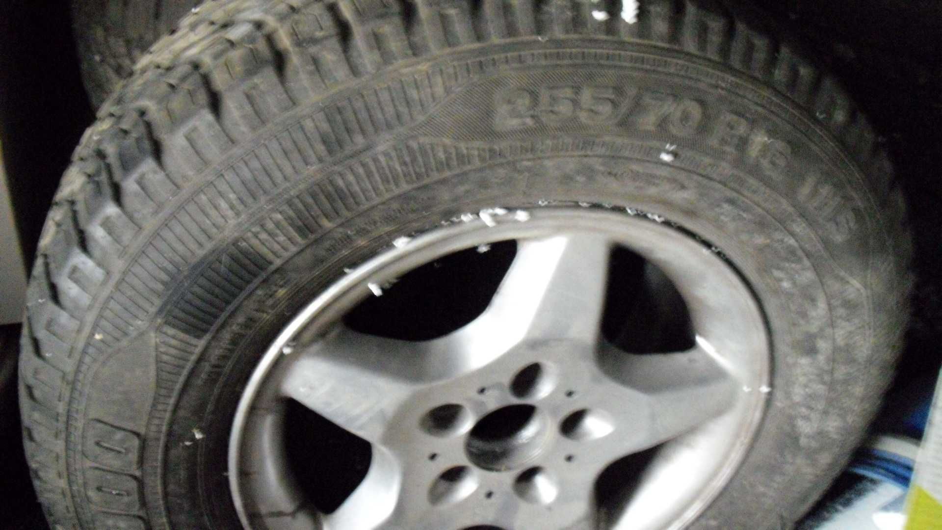 Джанти 16 " за мерцедес mercedes ML 5x112 и отлични гуми 255/70/16