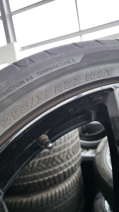 Jante Audi Q7 RSQ7 Anvelope vara Yokohama 295 35 22