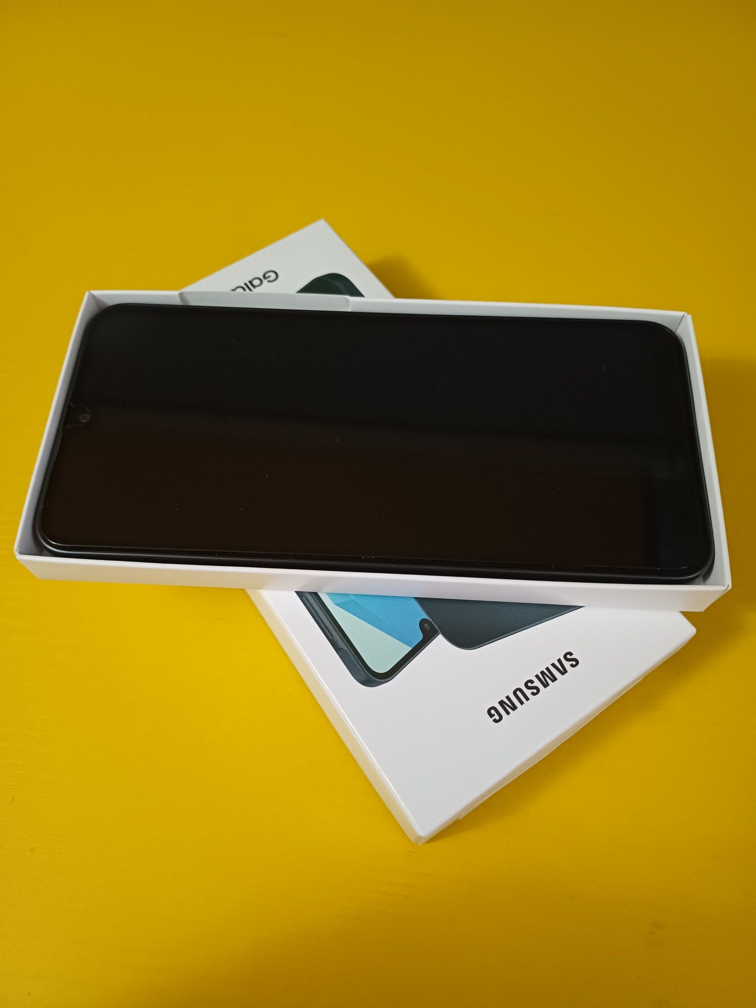 Samsung A 16 sotiladi 6/128 talik