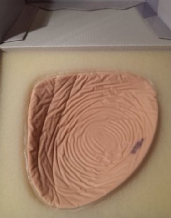 Първична гръдна епитеза