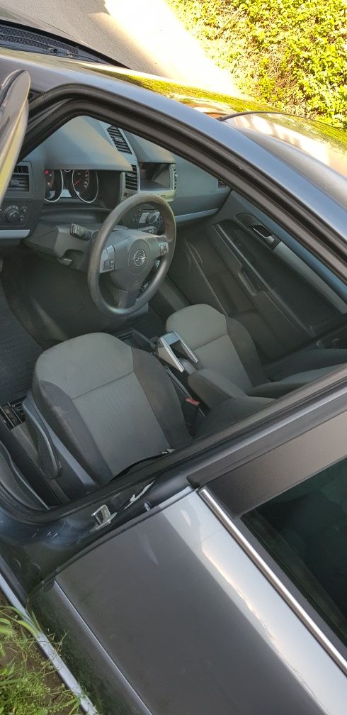 Opel Zafira 1.9 TDCI