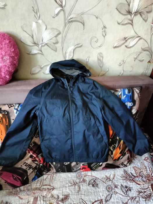 Продаю    куртки