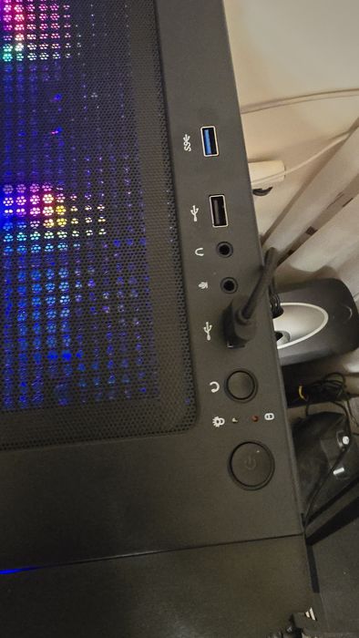 Vand pc gaming nou impecabil tipla pe geam cu ryzen 9 5900x