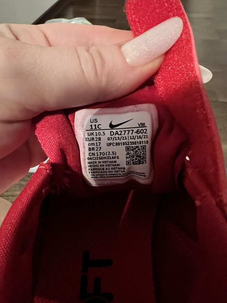 Adidasi Nike 28 copii noi
