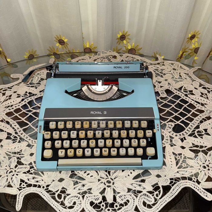 masina de scris Royal FUNCTIONALA