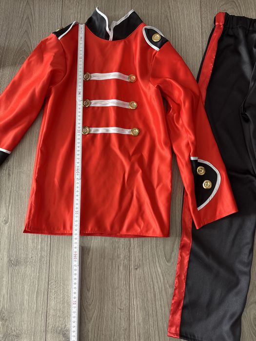 Costum jandarm londonez baiat 128 cm