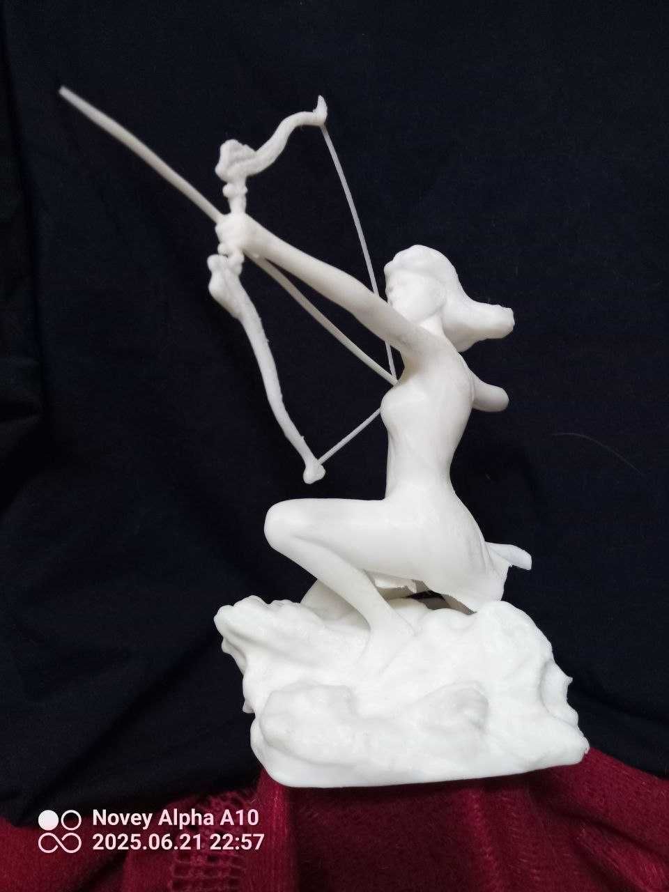 статуэтка ЛУЧНИЦА , 15 см
