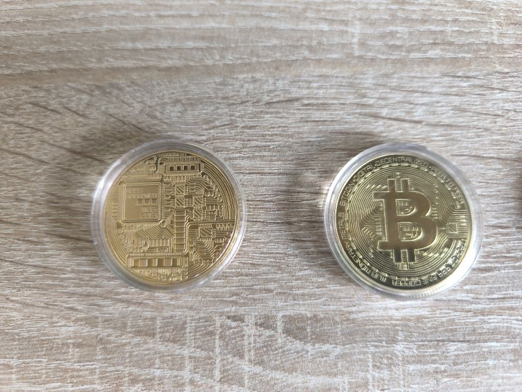 Set 3 monede Bitcoin