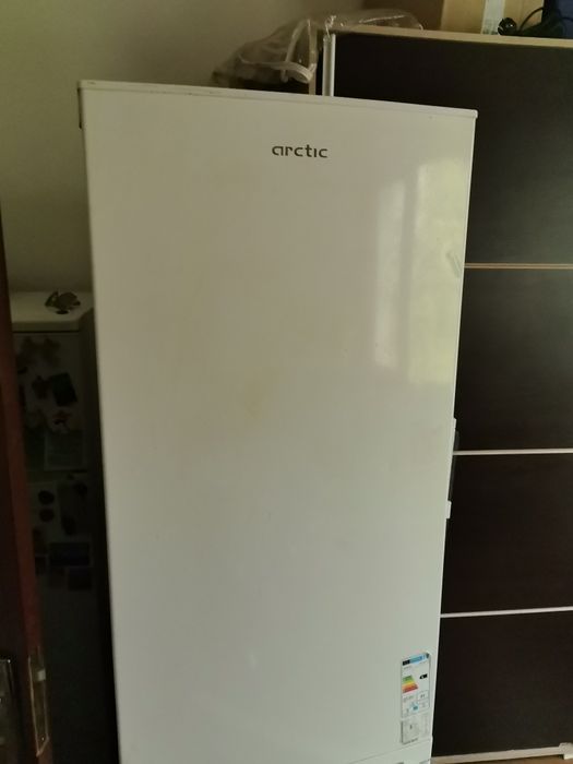 Combina frigorifica de vinzare