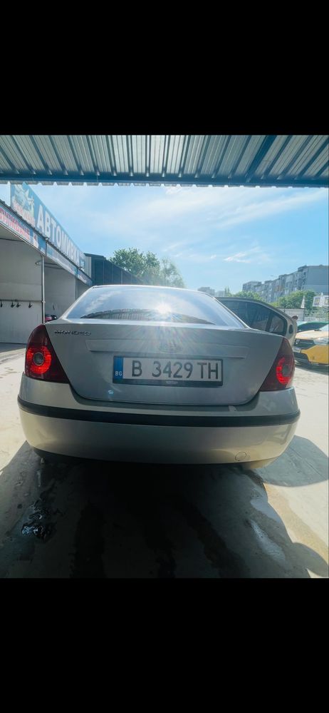 Ford Mondeo Ghia