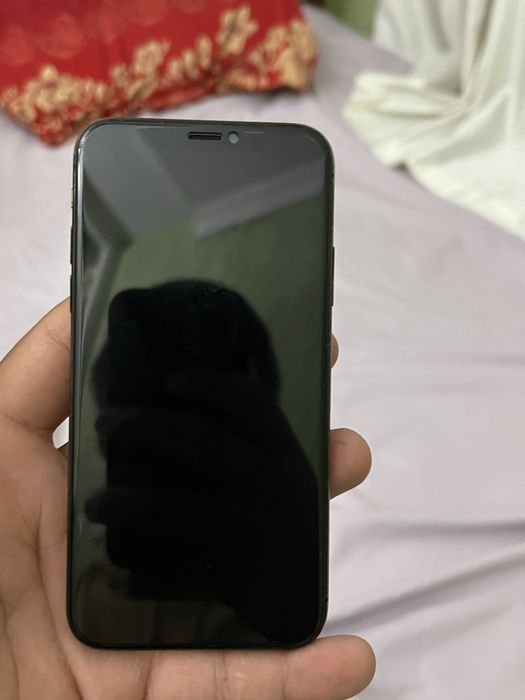 IPhone xs ideal xolatda